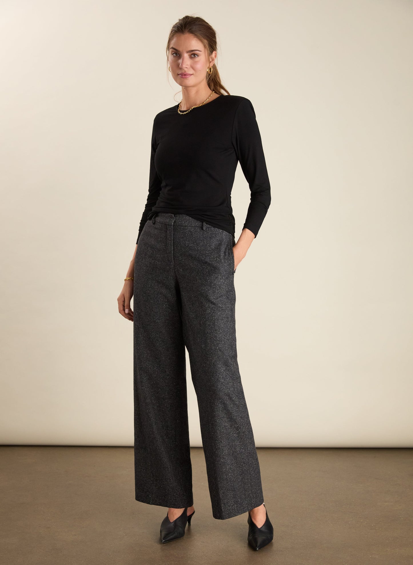 Shae Shoulder Pad Top